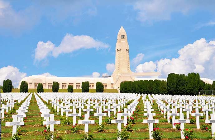 Douaumont village cimetière première guerre mondiale