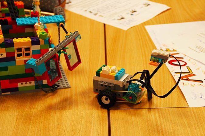 Maquette de robot en LEGO