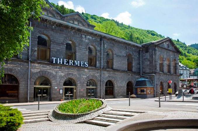 Bâtiment des thermes du Mont-Dore