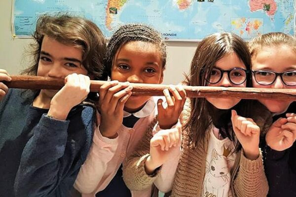 atelier olfactif création de parfum pour élèves