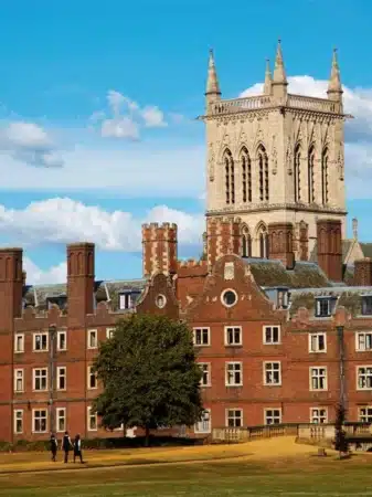 St John's university à Cambridge vue d'extérieure