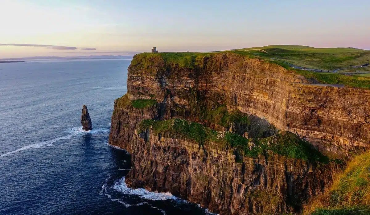 Falaises de Moher en Irlande mer