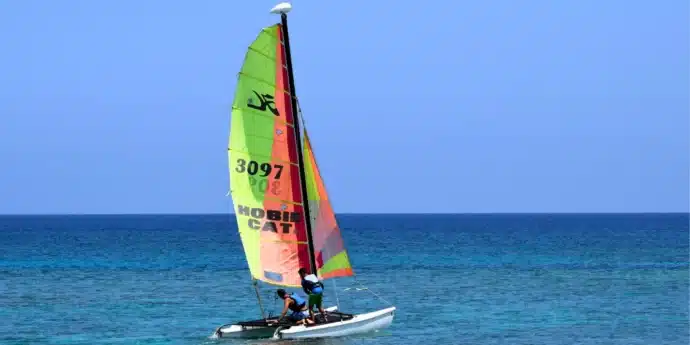 Initiation à la voile en catamaran sur mer